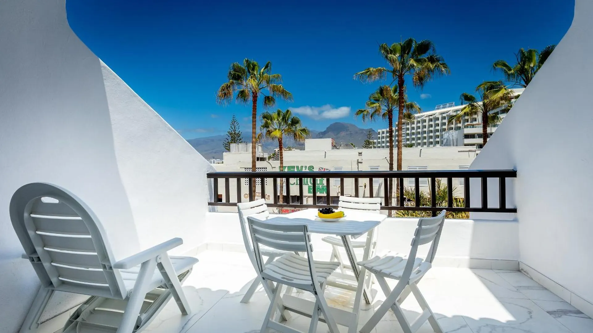 Parque Santiago II Fabulous 1 Bedroom Duplex Arona  Lejlighed